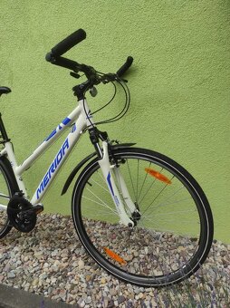 Značkové dámské trekové kolo MERIDA 28"/18" - 2