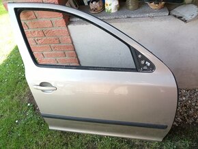 Skoda Octavia 2 kapota, blatník, dveře - 2