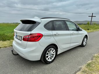 BMW 218i Active Tourer - F45, historie, automat - 2