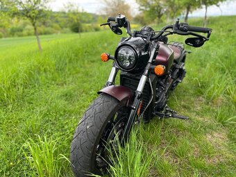 INDIÁN SCOUT BOBBER - 2
