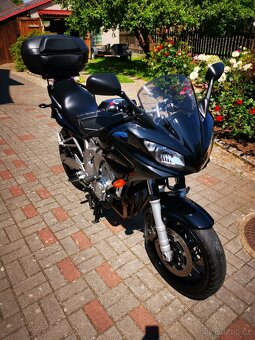 Yamaha FZ6 Fazer - 2