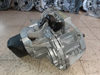 Převodovka Dacia Lodgy 1.6 JH3084 - 2