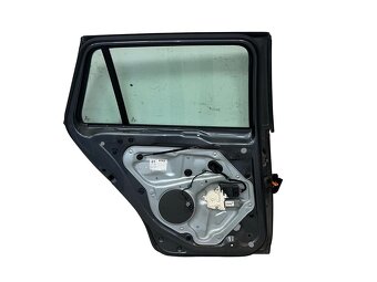 Levé zadní dveře šedá metalíza LD7X VW Golf 5 kombi 2007 - 2