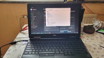 Starý, dobrý, funkční Dell i 7 Intel - 2