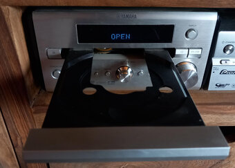 Yamaha RDX-E700 rádio-zosilňovač-CD/DVD prehrávač MP3 - 2