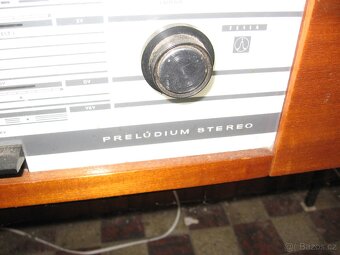 Starý gramofon Tesla Preludium - hrací skříň - 2