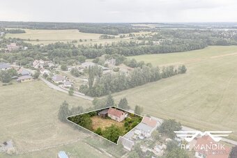 Prodej pozemku s rodinnými domy - Kostelec u Heřmanova Měst - 2