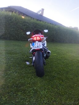 Suzuki GSX-R 600 K7 - 2