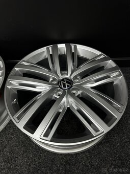 Alu VW 5x112 19” 5NA601025N - 2