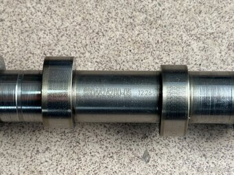 Vačky 2.0HDi AHW 133kw peugeot - 2