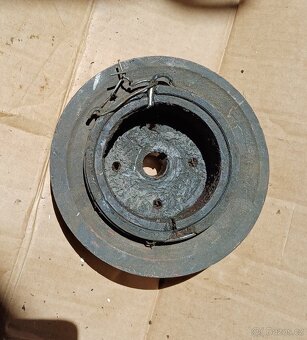 Řemenice vodní pumpy Zetor 25 - 2