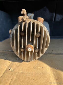 ČZ125T torzo motoru - 2