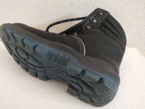 Nabízím prac. bezpečnostní boty nové vel 43, posl. kus - 2