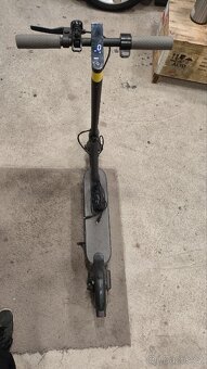 Elektrická koloběžka Xiaomi Mi Electric Scooter 1S - 2