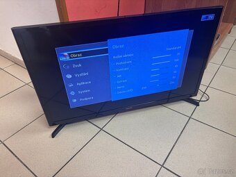 Prodám TV Samsung UE32M4002AK velikost 82cm - 2
