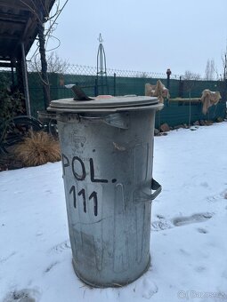 plechová popelnice - 2