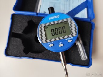 Digitální úchylkoměr NOVÝ - 2
