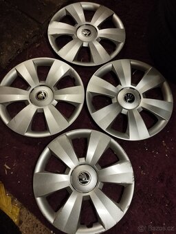 Poklice Škoda R/15.original - 2