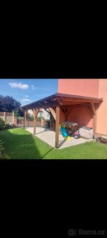 Dřevěný přístřešek - 2