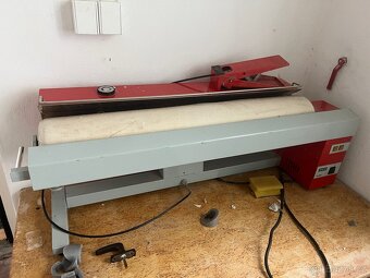 Stolní elektrický mandl - 2