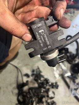 Podtlakove ventily solenoidy bmw - 2