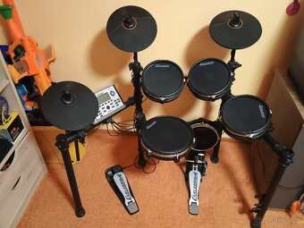 Souprava kvalitních el. bicích Carlsbro CSD 400 - 2