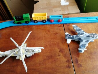 Letiště, vláčkodráha - 2