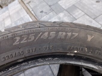 Letní pneu 225/45/17 - 2