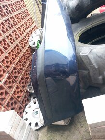 Škoda Octavia kombi ND dveře nárazník světla maska - 2