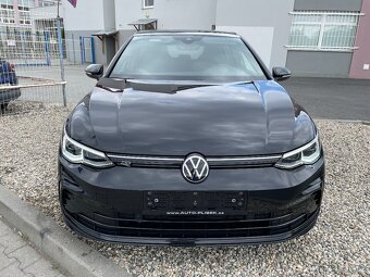 Volkswagen Golf VIII 2.0 TDi/110kW DSG R-Line - 2