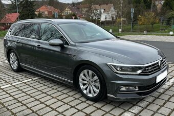 Volkswagen Passat, Kombi 1,6 TDi 88 kW R-LINE PANORAMA - 2