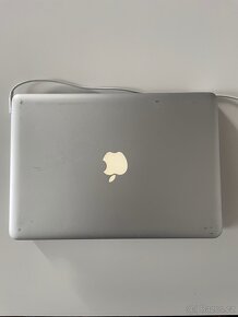 Apple MacBook, 2 GHz, 4GB RAM, 1 TB úložiště - odhlášeno - 2