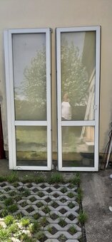 Dvoukřídlé plastové dveře s ventilací - 2