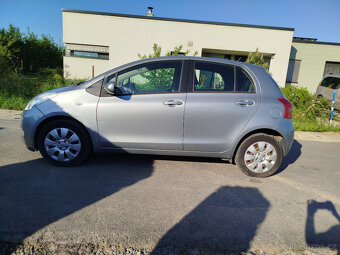 Toyota Yaris, 1.0i, klimatizace, nová STK 4/2027 - 2