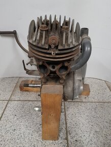 Motor dvoutaktní - 2