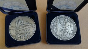 Strieborná medaila - 100.výročie - Masaryk + 1 Kčs - 2