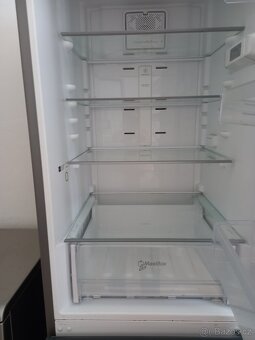 LEDNIČKA S MRAZÁKEM, WHIRLPOOL, NEREZ,PĚKNÁ - 2