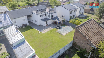 Prodej rodinného domu, 260 m², Uhřice - 2