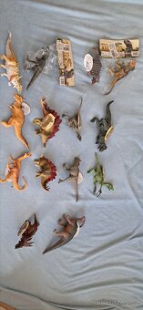Dinosauři - 2
