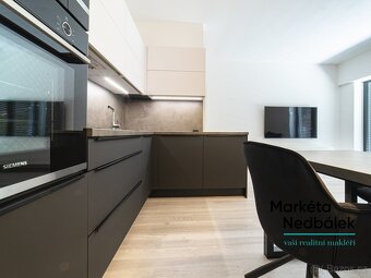 Pronájem bytu 2+kk 61 m2 Smetanova, Zlín, ev.č. 22615 - 2