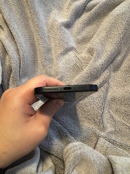 Apple iPhone 15 plus 128gb - 2