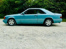 Mercedes-Benz 220e coupé - 2