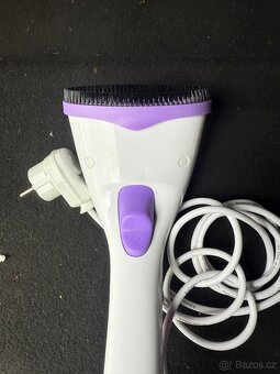 Napařovač oděvů Philips Steam&GO GC320/55 - 2