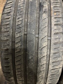 Gumy Barum Bravuris 5 235/50 R18 - 2
