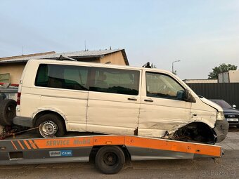 VW Transporter T5 7H 2.5TDI 96KW BNZ KPE L902 r.v. 2009 - 2