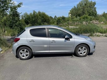 Peugeot 207 1.4 16V - 2