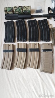M4 celokov+výbava,helma,vesta, brýle,kukla, sekundárka - 2