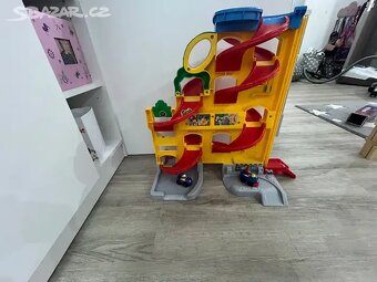 Velká autodráha Fisher price - 2