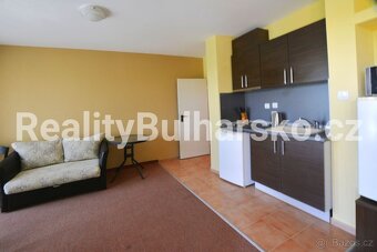 Zařízený apartmán 2kk v resortu u moře 64.990 EUR BULHARSKO - 2