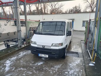 Peugeot Boxer 2.5 D 63 kW 9 míst kombi osobní - 2